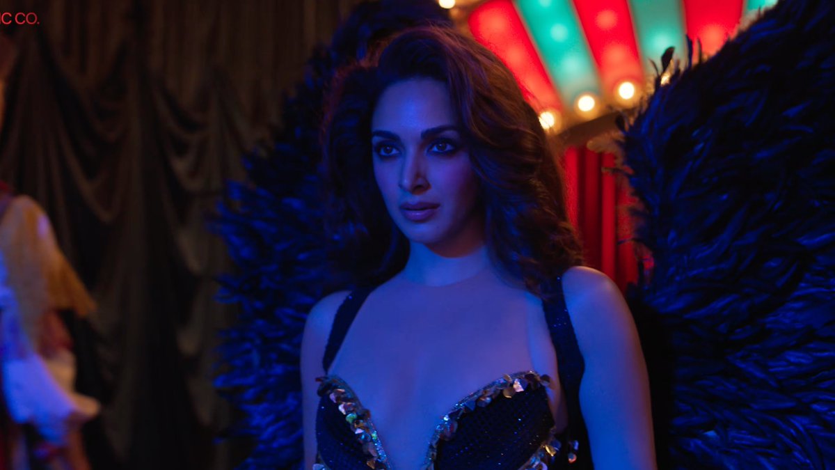 eishaanix's tweet photo. Kiara Nadia Advani will make sure you come in the theatres! #KiaraAdvani https://t.co/Jq4lj8H0Xx