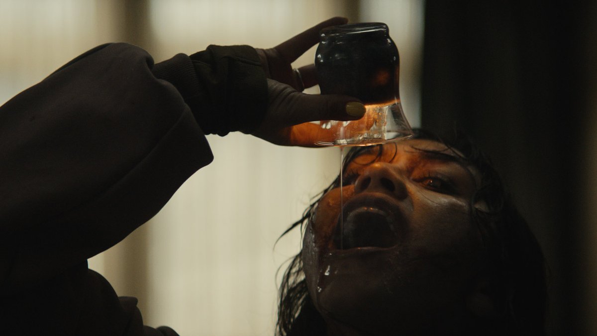 LeCNC's tweet photo. π₯ #EvilDeadBurn is now in theaters!
#VFX by the French studios @Trimaran_3D_VFX, #DRGNFLY, @macguffparis, #MATHEMATICSTUDIO
It benefited from the #TaxRebate for international productions (#TRIP).
Watch the trailer: https://t.co/7Nm8VJ9M3q
π·Warner Bros.
#VFXinFrance https://t.co/urWuq1JlkV