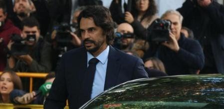 GermanGorraiz's tweet photo. ¿Intenta Viejo salvar al confeso Amador?
La UCO afirma que el juez Viejo sigue bloqueando la investigación tributaria a Amador con lo que los posibles delitos fiscales anteriores a 2020 (salvo los de 2020 y 2021 de la querella principal) corren el riesgo inminente de prescribir. https://t.co/kLXY8nNhj0