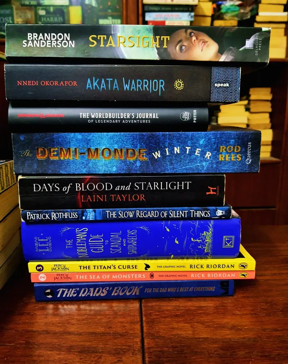 MiduHadi's tweet photo. 1-10 Worded Titles Stack
#midureads #bookstagram #bookstack #words #titles https://t.co/jSJvDgTQJI