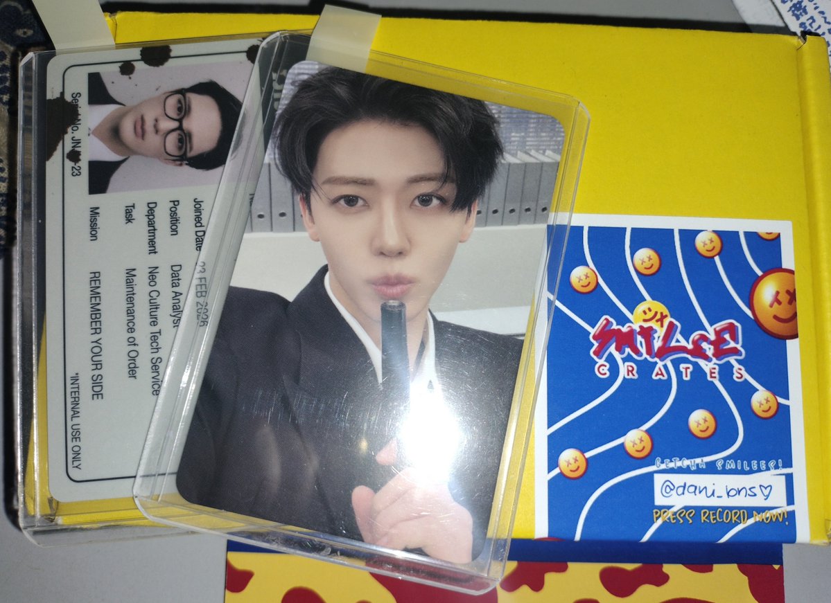 dani_bns's tweet photo. THANK YOU @smileecrates! Grabe I love the packaging so muchh 🥹 Safe na safe siya dumating and thank you for the freebies as well 🩷💙

#smileecrates https://t.co/FgtijWudRN