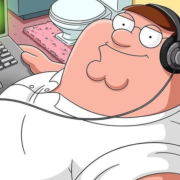 AmberRayz's tweet photo. Me at work rn doing the bare minimum https://t.co/j5S1thsdEE