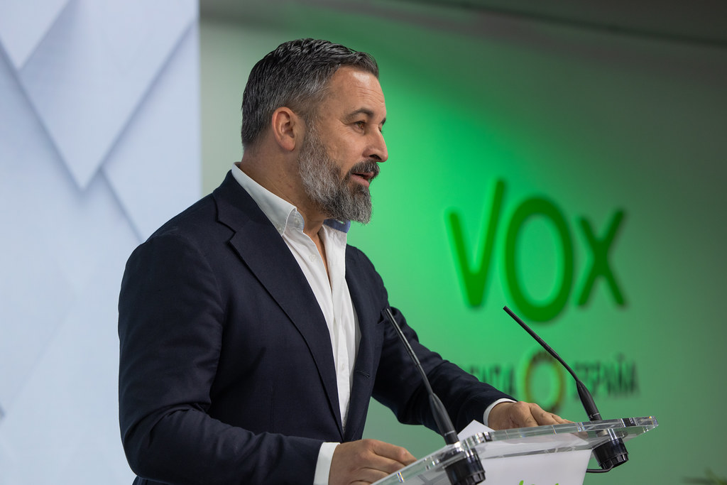 labanderaes's tweet photo. 🚨 VOX exige publicar el origen de los delincuentes en los balances de criminalidad y que los extranjeros condenados cumplan pena en sus países

La formación lo ha solicitado en una proposición no de ley registrada en el Congreso https://t.co/GAEOoemyp4