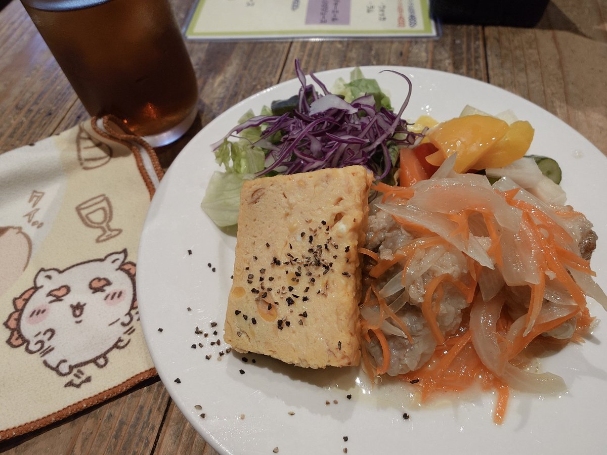 2_basa_Kr's tweet photo. サイコー盛り合わせにしていただいた🤤💙ソラのご飯は美味しい幸せ🍴 https://t.co/Us9ejYmeiP