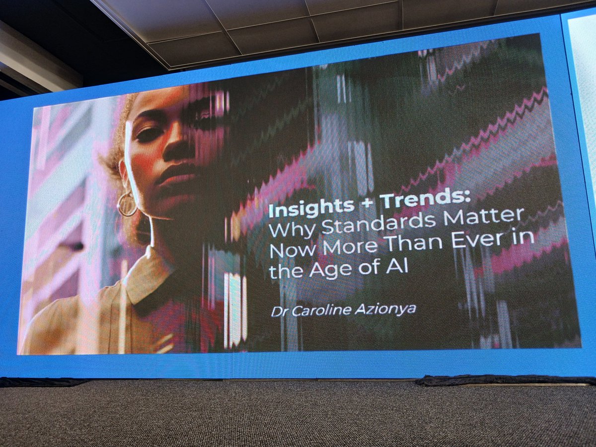 Decode_Afrika's tweet photo. The purpose of AI is not to replicate human thought, but to enhance it ~ Dr. Caroline Azionya.

#SMS4GOV 
#Decode.
#AI_HumanIntellegence https://t.co/vOgIiMhGUS