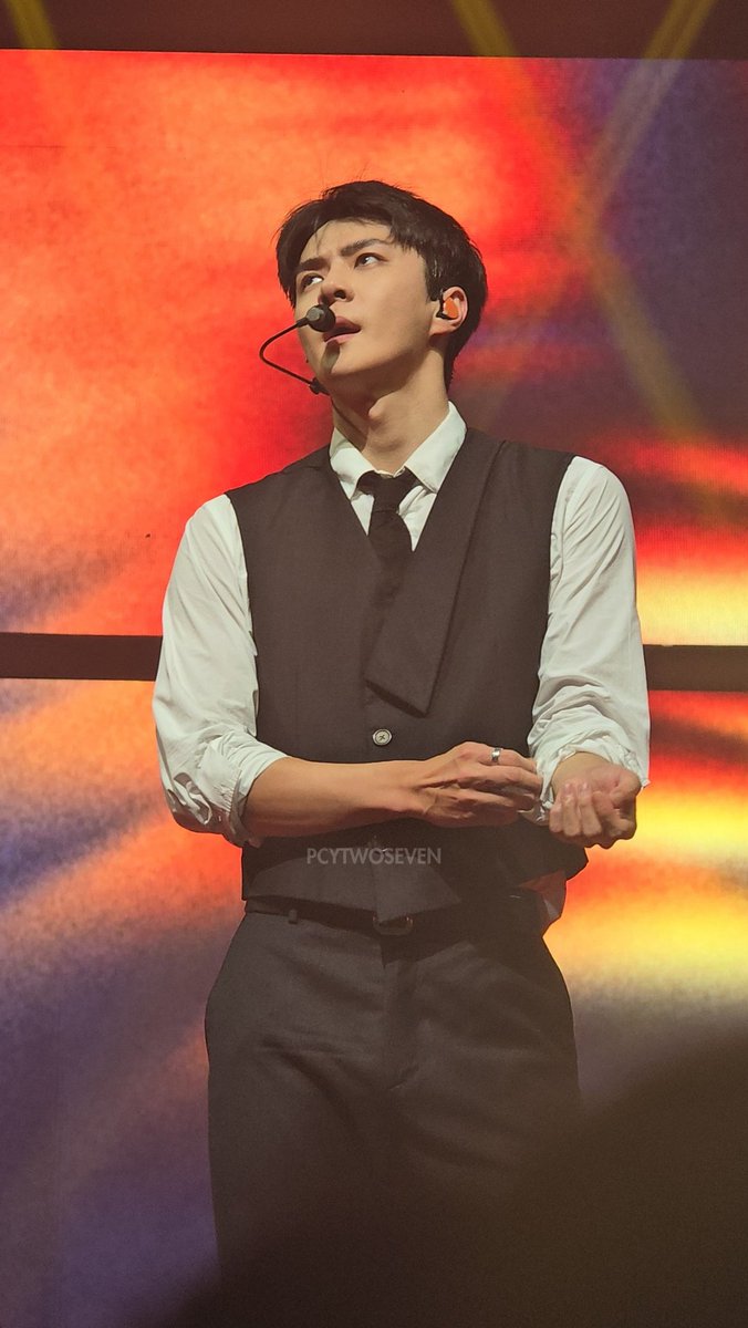 PCYTWOSEVEN's tweet photo. it's giving cream soda sehun!!! ❤️‍🔥

#EXhOrizoninManila
#EXhOrizon_in_Manila #EXO #SEHUN #세훈 @weareoneEXO https://t.co/8xOUeVmsAb