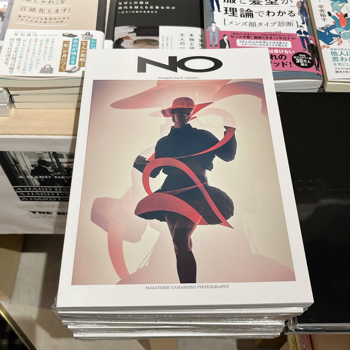 希少「VARGA」画集＋モノ・マガジン特集 ノーズ・アート2冊セット 6Fファッション・カルチャー】 「NO MAGAZINE Issue 06「singularity