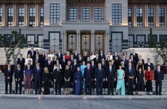 NrdnErdgn's tweet photo. Aile birliği değil, “ihtilaflı” aile. https://t.co/VxLipbXg3E