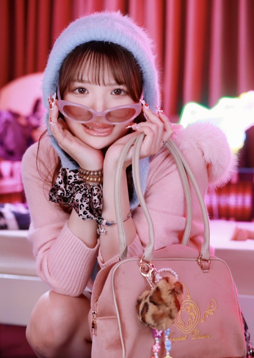 deeps__mmg's tweet photo. 【Teaser Photo #1】
夏を遊び尽くすなら、やっぱギャルっしょ★この夏イチバンの太陽も彼氏も嫉妬させるアゲアゲギャルサマー！今年の主役もいただき♡

予約おねしゃす
https://t.co/FmpsvLRWP6

佐藤愛瑠さん@s_meru0 https://t.co/krRfbEoo4W