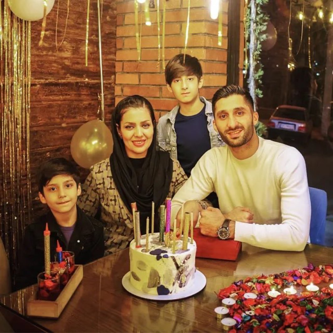 JalallJohar's tweet photo. چقدر باشرف و شجاع بودی تو داداش❤️

از #رشید_مظاهری بنویسید https://t.co/KY8JsLtEzY