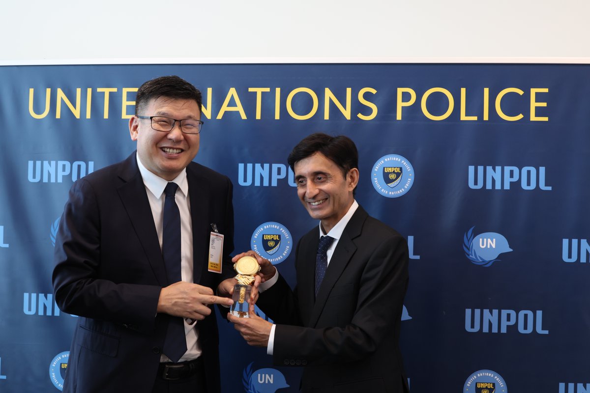 United Nations Police tweet media