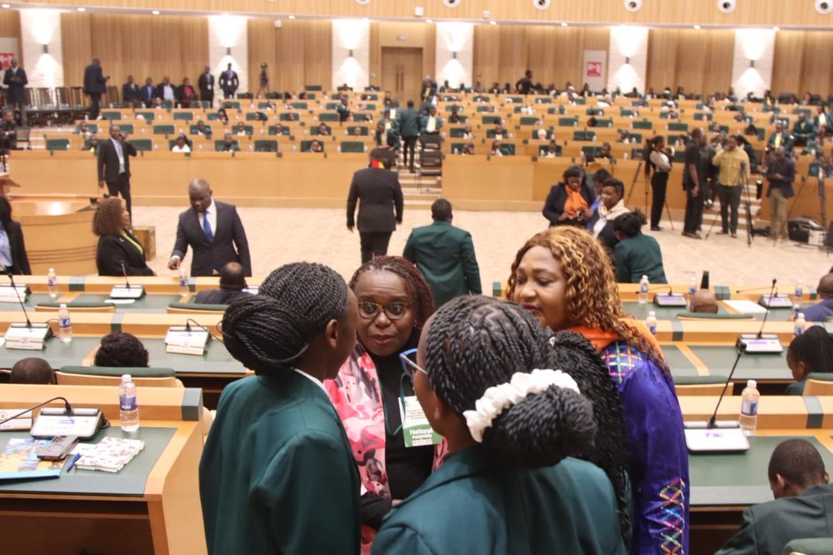 UNFPA_Zimbabwe's tweet photo. 🎉 The official opening of the 34th Session of the Junior Parliament is underway at the New Parliament Building! 🇿🇼

This landmark event brings together young leaders from every corner of Zimbabwe to amplify their voices and actively shape the nation's future.

@UNFPA_Zimbabwe & @UNICEFZIMBABWE are proud to jointly support this vital platform.

Together, we are empowering adolescents and young people to participate meaningfully in national decision-making, champion their fundamental rights, and drive sustainable solutions.

Our collaborative investment focuses on the issues that matter most to young people:

🔹 Adolescent Sexual & Reproductive Health (SRHR) 🔹 Ending Child Marriage & Adolescent Pregnancy 🔹 Quality Education & Digital Innovation 🔹 Youth Leadership & Civic Engagement

By uniting our efforts, we are investing in a generation of confident, informed, and empowered young leaders who are ready to build a more inclusive, resilient, and equitable Zimbabwe.

#JuniorParliament #YouthLeadership #YouthLead #AdolescentHealth #GirlsRights #SRHR #UNFPAZimbabwe #UNICEFEveryChild