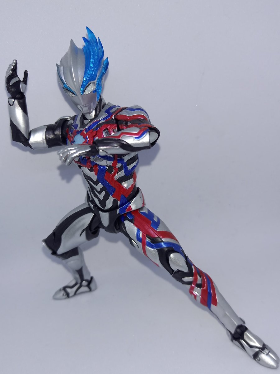 TAK_VS_'s tweet photo. 7月8日(水)

㊗️
『ウルトラマンブレーザー』3周年
&amp;『ウルトラマンジード』9周年

みんなでお祝いしましょう🎉

今夜も20時オープン❗

ポイントカードのスタンプ2倍🎯 https://t.co/PCGbA12m4y