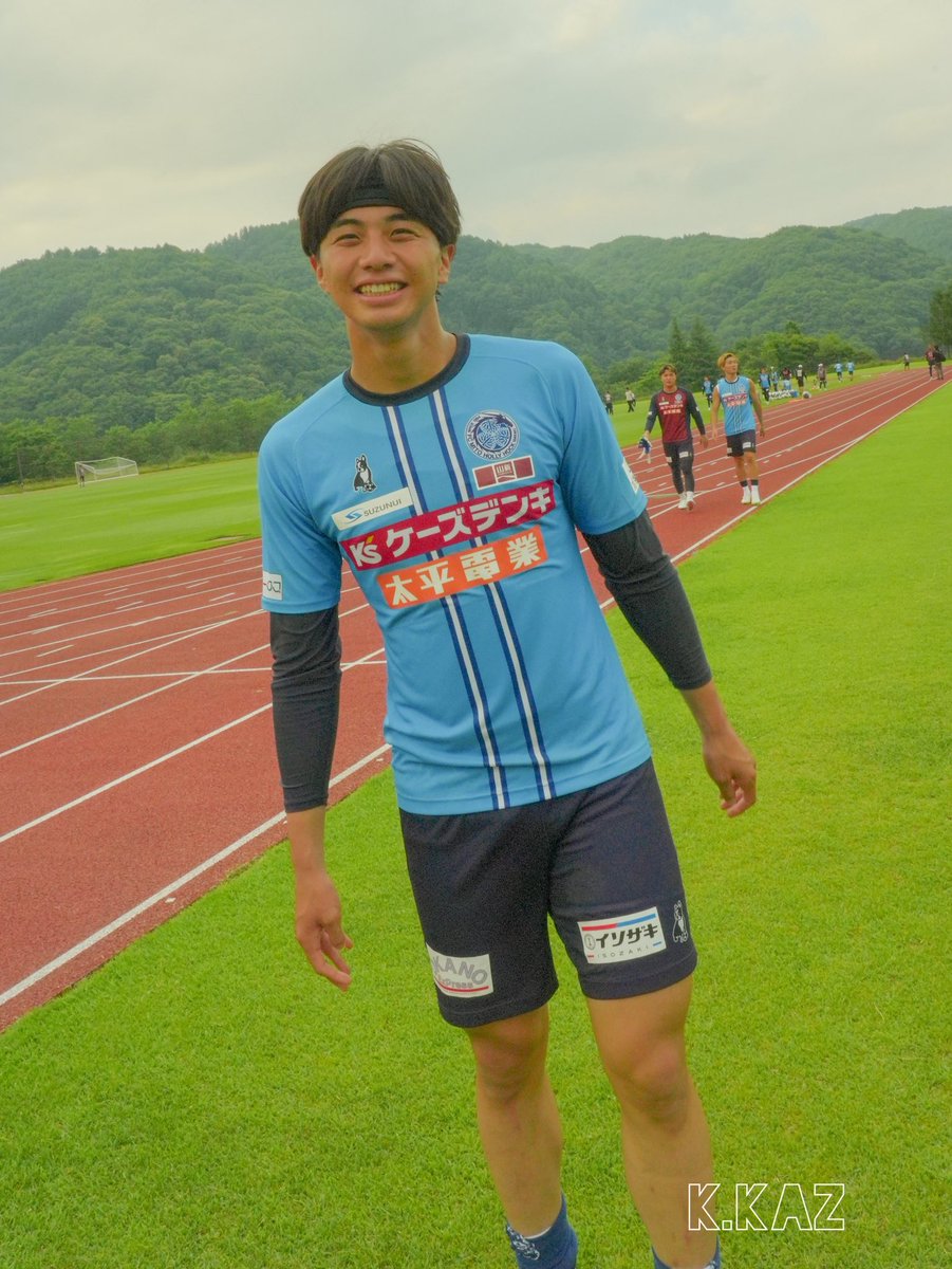 o1o8_SI's tweet photo. サッカーキャンプ⛺️編　part3

顔見た瞬間
うわって言われました。悲しいです。

空撮って遊んでたら設定間違えました。
悲しい。あとで調整しよーっと。

同部屋コンビ！元気そうでした。

偶然に偶然重なって3チームも見た笑
長野⇆群馬って意外と近い！
と思って決定！笑

#水戸ホーリーホック https://t.co/NG8Sdtzd6c