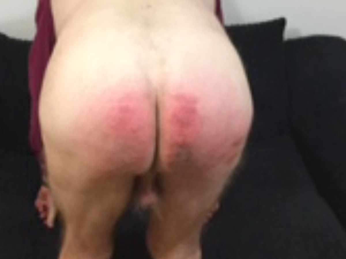 101Johnduncan's tweet photo. Wishing all those going to Bottoms Up tomorrow a spanktastic time and don’t forget to thank @LeiaAnnWoods for all her hard work baking in this heat. https://t.co/GFPdC2xOcv