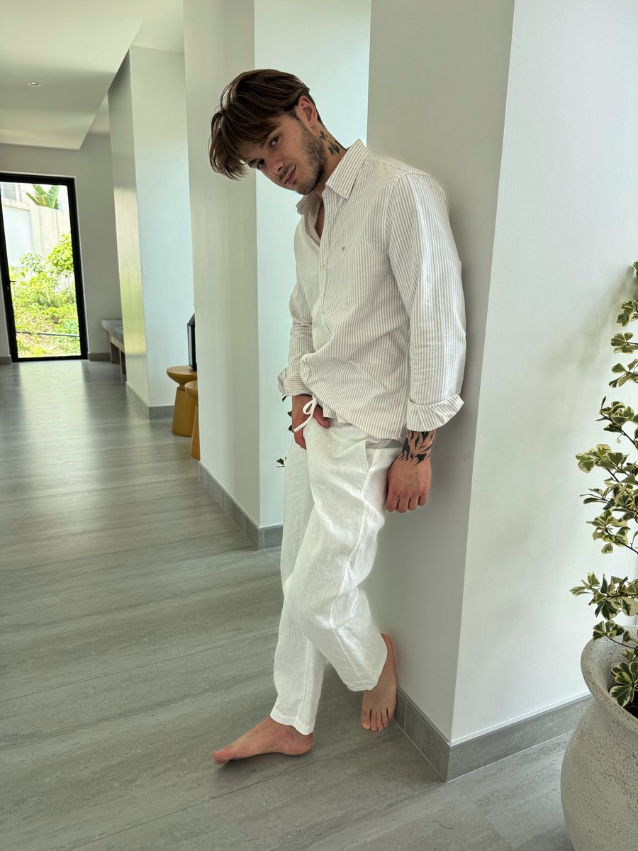 Alex tweet media