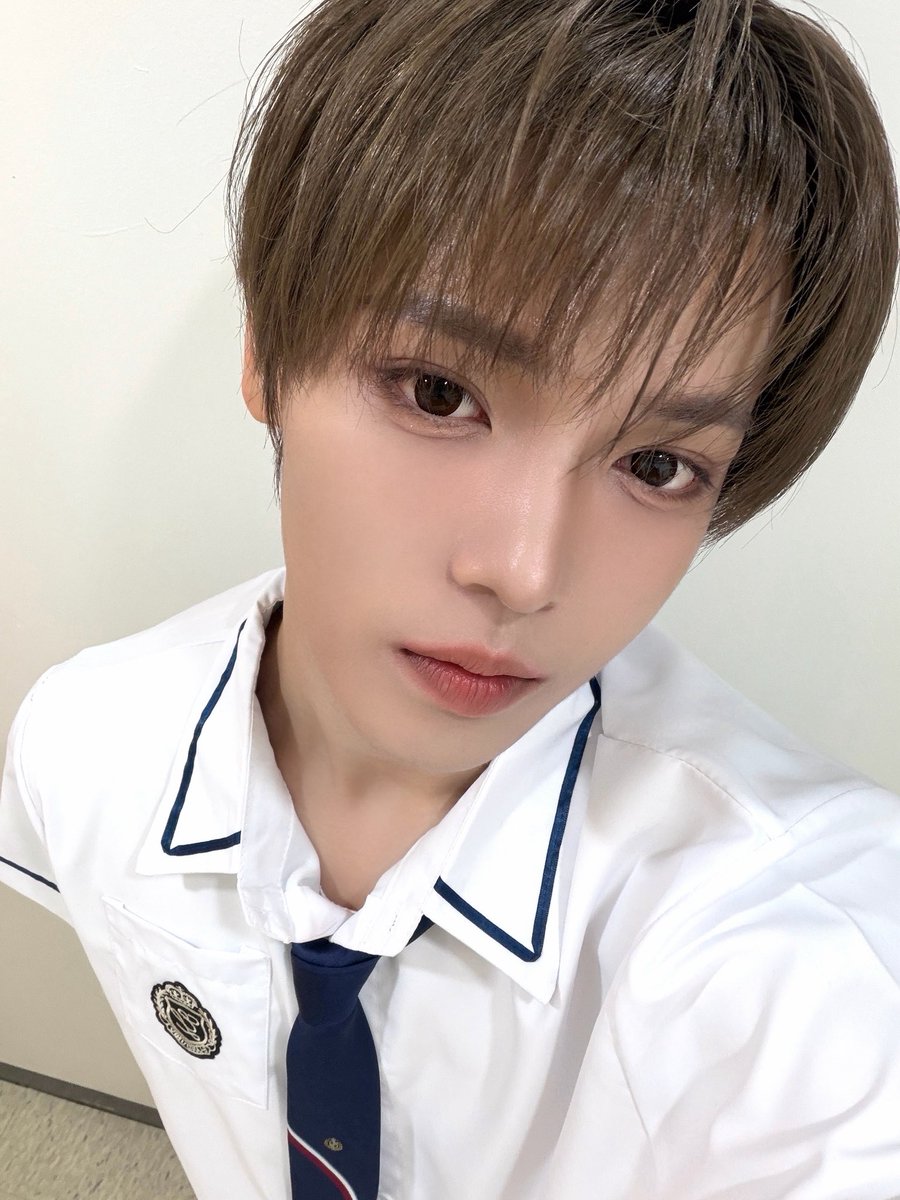 haneum_Official's tweet photo. [#장한음]
오랜만에 사녹해서 좋았다~~💕 응원법도 엄청 크게 들려서 행복했던 쇼챔!!
사녹부터 본방까지 함께해 줘서 고마워요🤍 남은 활동도 재밌게 놀자아ㅏ

#JANGHANEUM #HANEUM #친구에게_떨릴_수는_없는_거잖아 https://t.co/q9A09HTLTv