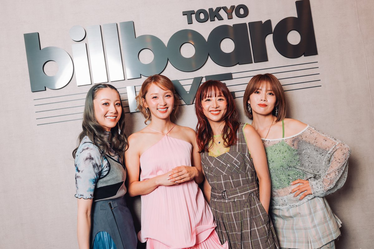 oricon's tweet photo. Dream Ami、デビュー記念日にライブ開催
24周年をDreamメンバーが祝福✨️

「ヒマワリ」など代表曲を熱唱

4人で届けた特別な一夜
2部制の2ndステージをレポ✍️
https://t.co/avDCpTwew3 https://t.co/slRe8fwKls