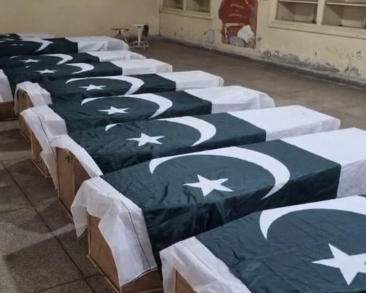 Da_Wood_'s tweet photo. What is happening in Balochistan and KP is tragic.

Pakistani soldiers, many from poor families with no say in policy, are being killed in large numbers while one stubborn military command in GHQ keeps doubling down on failed wars, failed doctrines, and failed narratives.

Reports of heavy losses in Ziarat, Quetta, KP, Karachi and elsewhere should force a serious question inside Pakistan:

Why are poor soldiers paying with their lives for the arrogance of generals who refuse to confront the political roots of these conflicts?

Pakistani Military regime is consuming sons of ordinary, poor Pakistanis to protect the ego of its military elite.