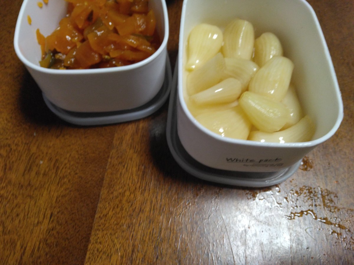 KansonyClass's tweet photo. 人生初の自分で漬けたらっきょう漬かさったかな？ https://t.co/pnGAfipyht