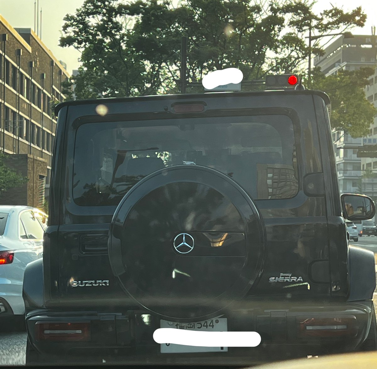 DiV_ART_WORKS's tweet photo. まじか。笑
#ジムニー
#gclass https://t.co/2Dk3Lt5K2Y