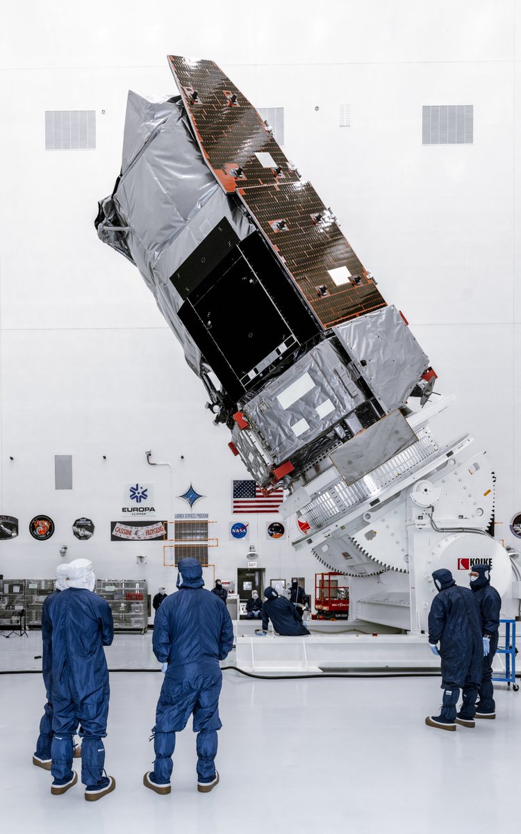 mushmulk's tweet photo. Nancy Grace Roman Space Telescope is now vertical, ready for integration. #NGRST https://t.co/3lU4czit8i