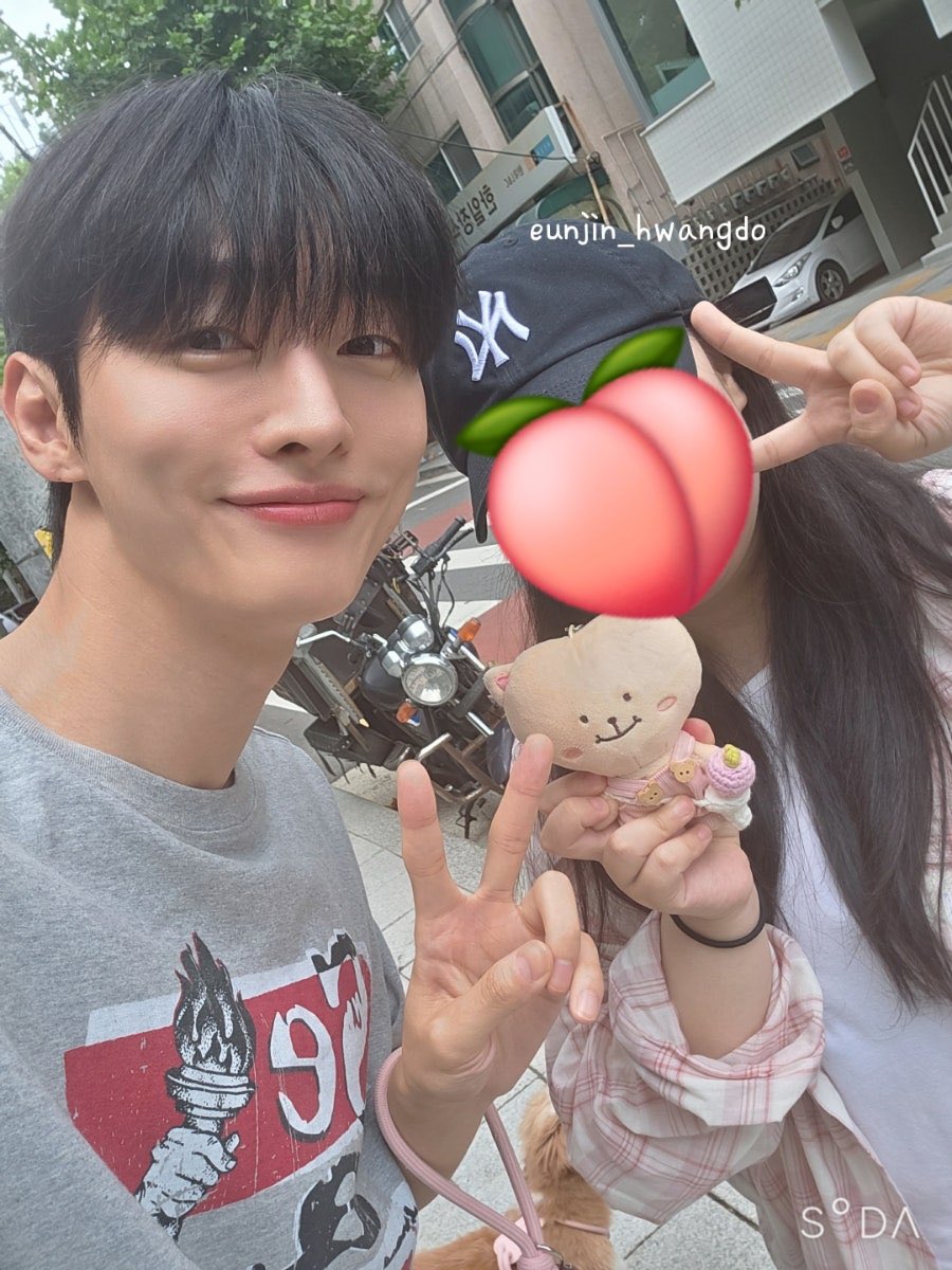 daily_yoon's tweet photo. [#룽포메이션]

https://t.co/9uPhDoevZh

#윤지성 #YoonJisung
#윤베로 #베로 https://t.co/dT7GiqmRzo
