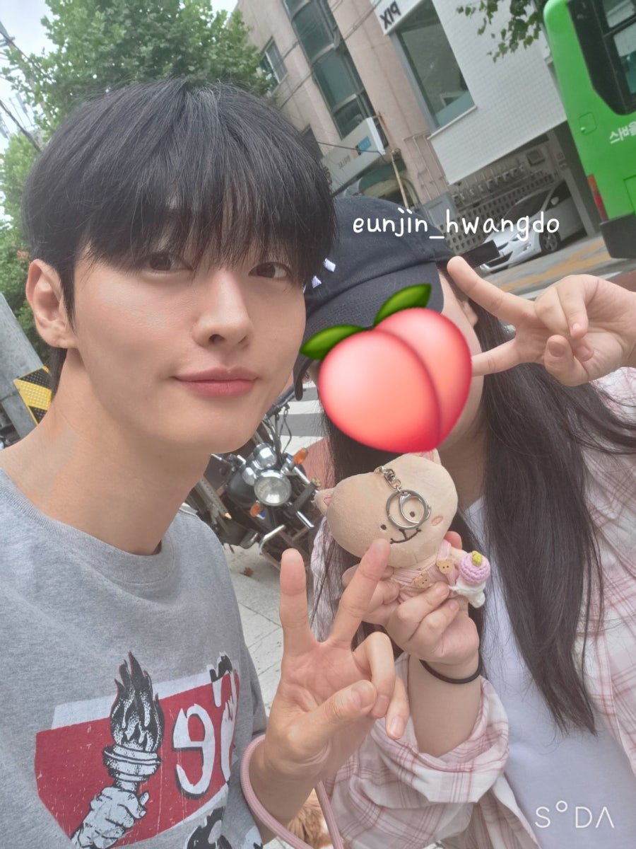 daily_yoon's tweet photo. [#룽포메이션]

https://t.co/9uPhDoevZh

#윤지성 #YoonJisung
#윤베로 #베로 https://t.co/dT7GiqmRzo