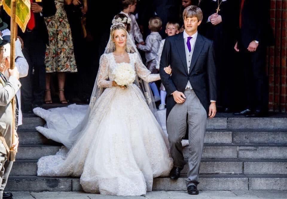 VBeaumel's tweet photo. Le samedi 8 juillet 2017 … 9 ans de mariage, Noces de Faïence.
💒 ✨ Mariage religieux de SAR le Prince héréditaire Ernst-August Junior de Hanovre et de Ekaterina Malysheva. https://t.co/tUFqdwHUcz