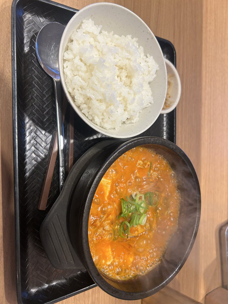 aover1125's tweet photo. ホルモンスン豆腐辛口 https://t.co/o9FkA5Mj8g