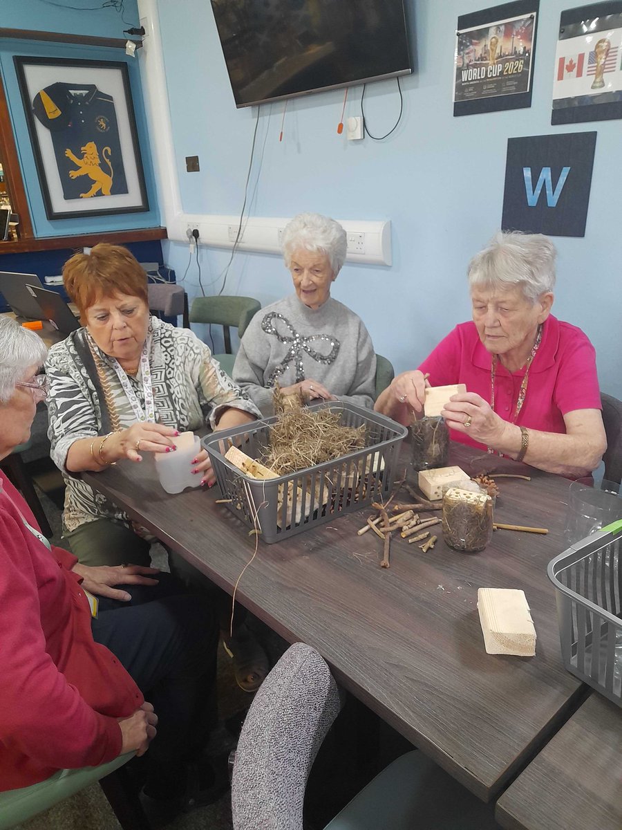 OtBcommunities's tweet photo. ntres last week. We heard all about what the members have been getting up to as part of our #ClimateWisdom project and we got stuck into making summer wreaths and bug hotels 🐞🌻 https://t.co/TXjPvdtFA8