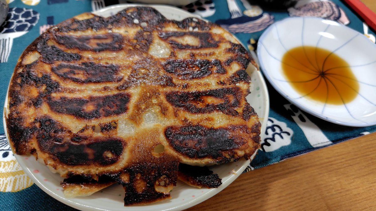 morotom0's tweet photo. 絶妙な火加減でめちゃ上手く焼けたやん。ごめん。味の素。 https://t.co/NfvjsNrKfk