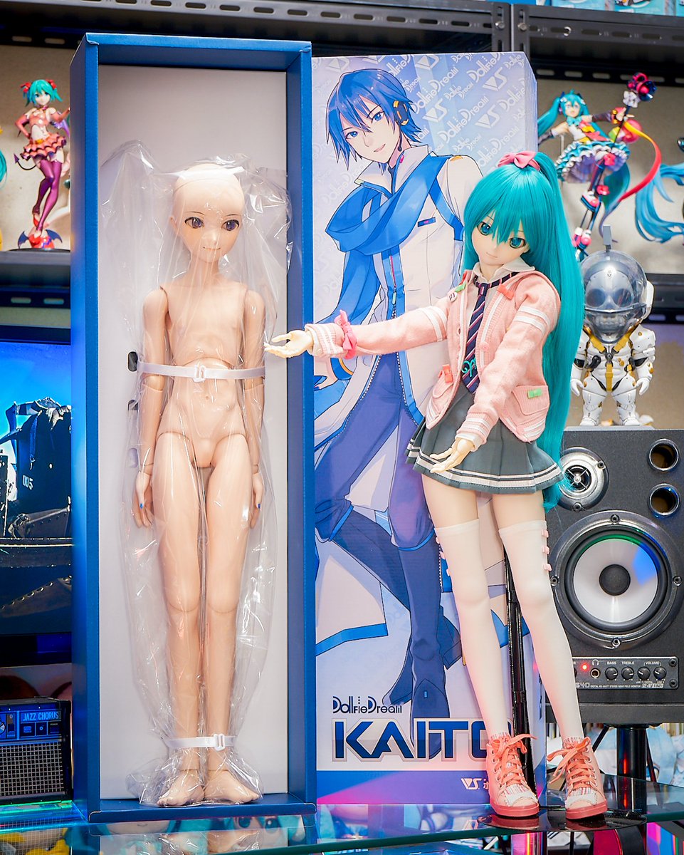 otomamay_tpl's tweet photo. ワイは邪悪なドールおじさんなので「アババババーッ！？ドールって時間と金が溶けるー！？スゴイー!!!」とこれまで4人の貴重な時間と金を奪ってきた実績があります。年末年始にもうひとりくらい被害者を増やしておきたいと思っております。 https://t.co/b38rOCFMI6