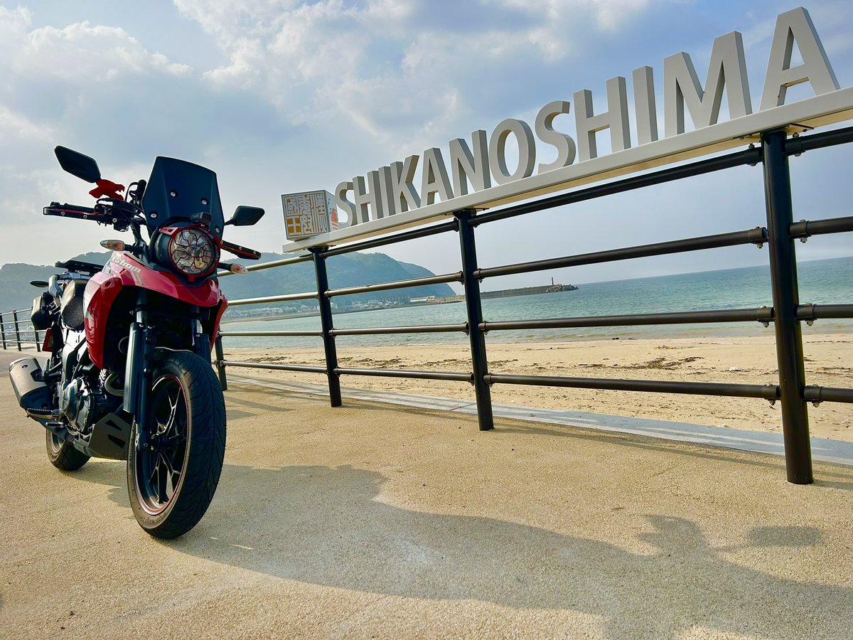 MGS1_KAMEN_RIDE's tweet photo. #バイク #Vストローム250 #VSTROM250 #ツーリング 

バイクツーリングVストローム250

志賀島
金印公園

島も梅雨明けだからか
ドロドロのボドボドだぁ… https://t.co/WemdngP9SP