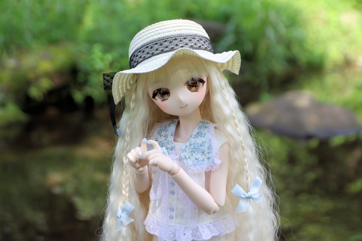 MSiroyagi's tweet photo. お出掛けMDDちゃん。
お洋服は DollyTeriaで見つけた夏っぽい衣装セット。
なので、製作者様は不明。

・・・

ネイルハンドで、あざとさ増し増しでっせ！！！(*^^*)

#mddはいいぞ #ももマン #insomnia_wig #ぷちどるちぇ ひるね工房 - BOOTH https://t.co/VsjG0HnRLT