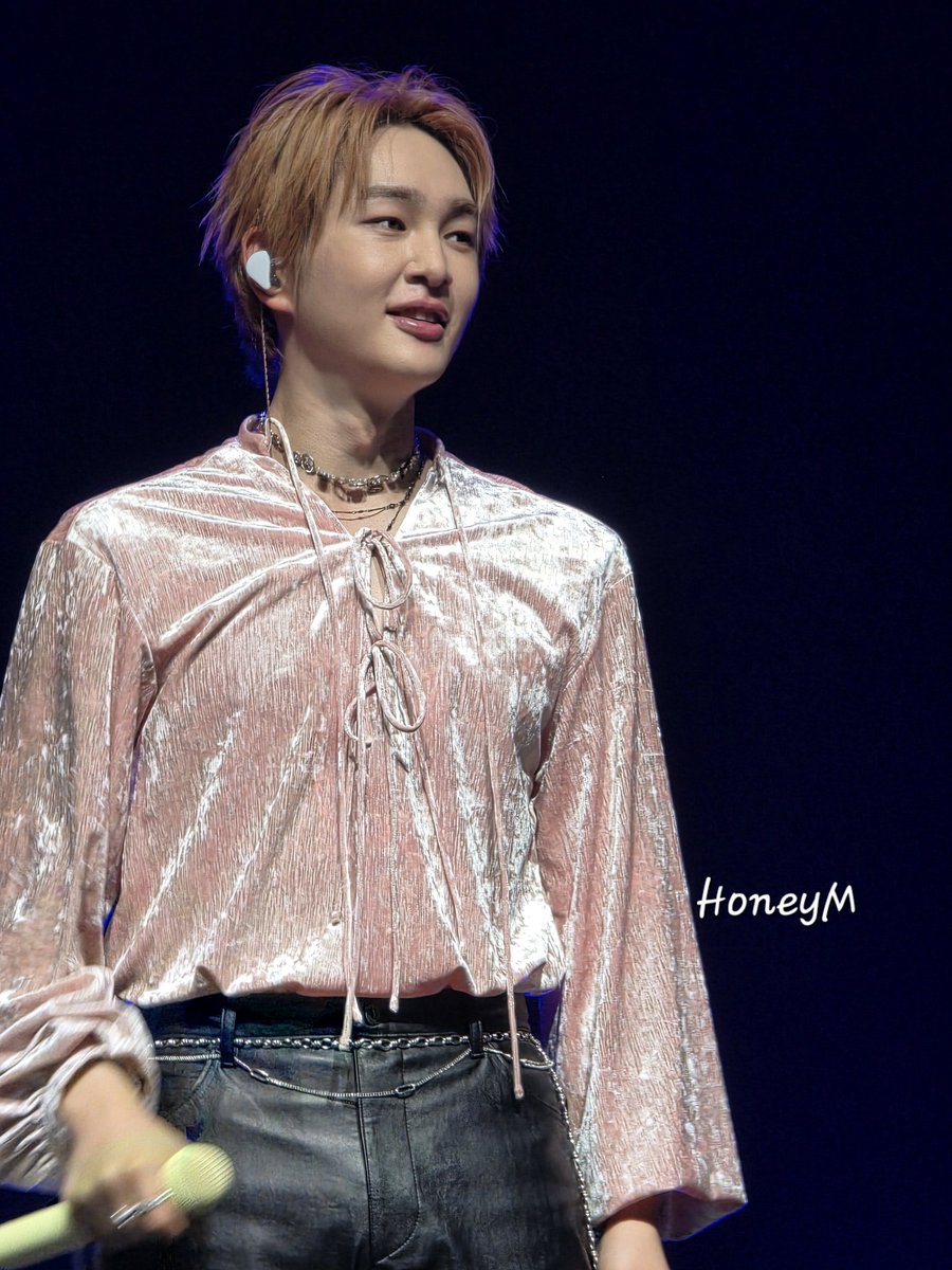 온유 #ONEW #オニュ@SHINee @ONEW_GRIFFIN