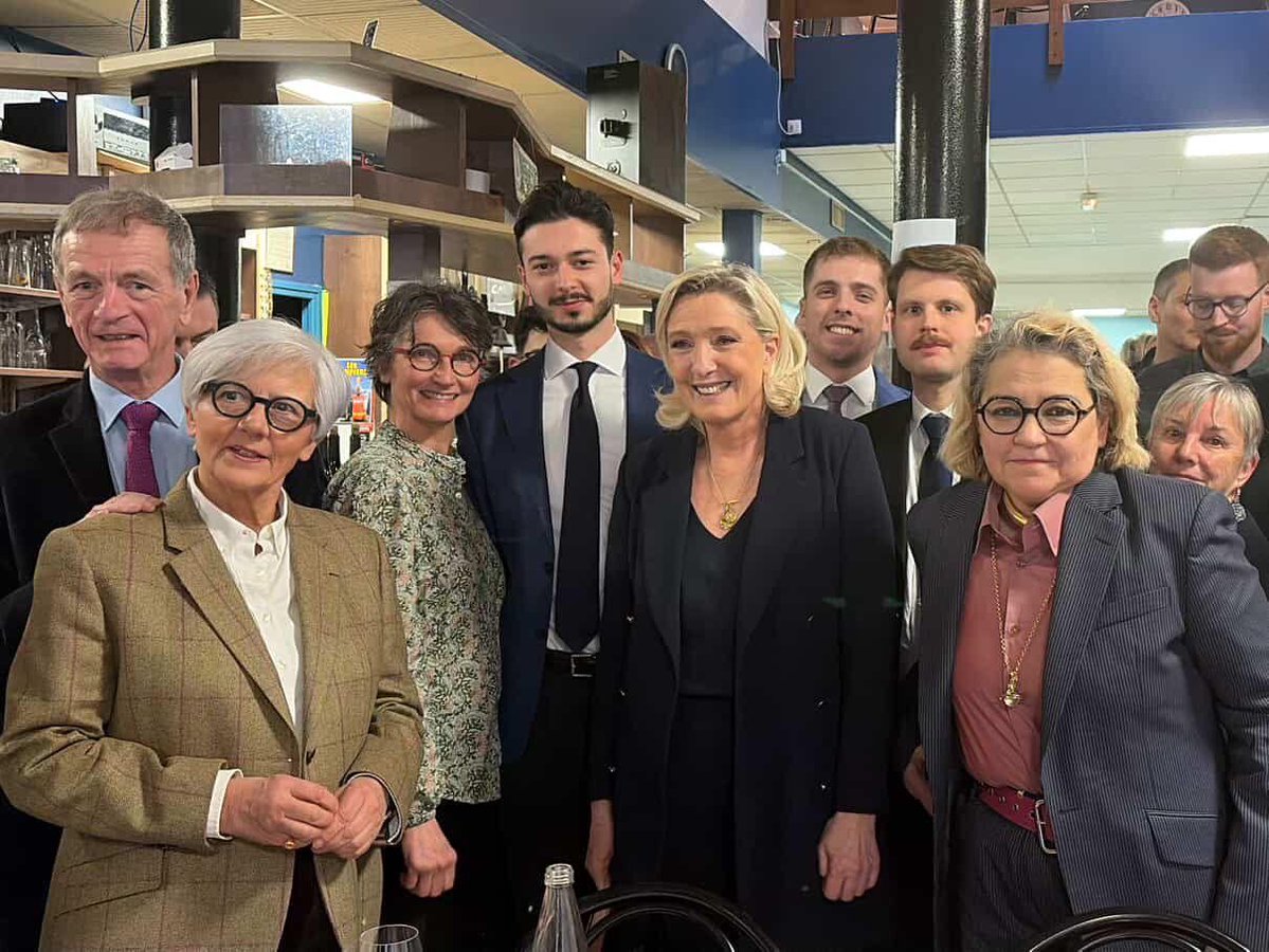 LeRN_Metz's tweet photo. 🇫🇷 Marine Le Pen sera notre prochaine candidate à l’élection présidentielle !

Avec Jordan, ils peuvent compter sur notre équipe pour apporter notre pierre à l’édifice en faveur de la renaissance de la France.

👉🏻 Soutenez-nous, rejoignez-nous : https://t.co/RC1E6jZ4t8 https://t.co/MWFeAlGjwL
