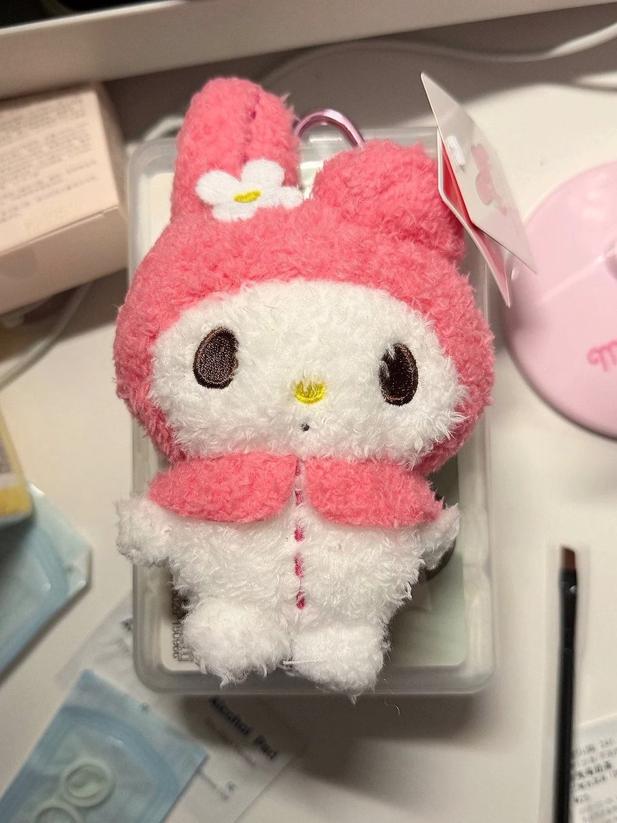 starwstuff's tweet photo. พวงกุญแจขนฟู sanrio 🩰

🍥 ราคา 200.- (มัดจำ 50.-)
มี 6 คาร์ ระบุตัวได้เลยค่ะ * ซื้อ 3 ส่งฟรี

ลิขสิทธิ์แท้นะคะ 
♡ ปิดรับ 15/7 น้า

#ตลาดนัดซานริโอ้ #ตลาดนัดsanrio https://t.co/G5s2Sdr62E