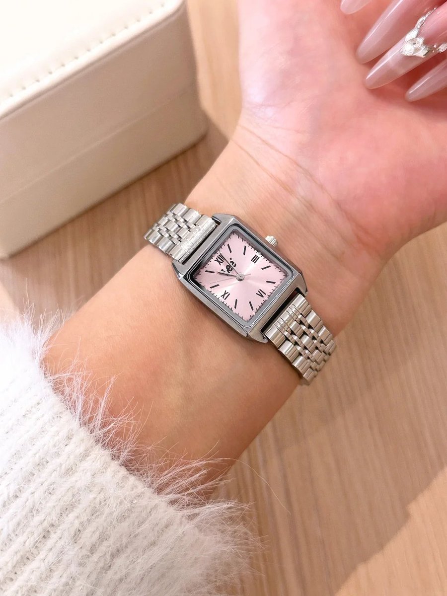 Morenmore_th's tweet photo. ꒰Giveaway time! 🍀꒱

สุ่มแจก Lee Watch⌚️ - 1  รางวัล

กติกา: รีทวิต+เมนชั่นสีที่ชอบ

ประกาศผล 16 กค🎁🫧 https://t.co/u25uKlH3Sm