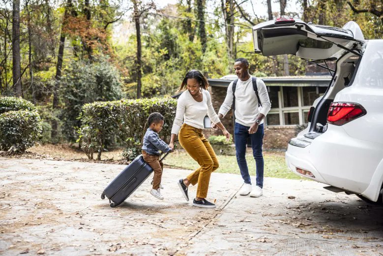 BlackPressUSA's tweet photo. Planning a summer getaway? ✈️

Before you Zelle that deposit or book that "free" trip, you need to see these red flags. How do you spot a travel scammer? https://t.co/pCY4urgIXb