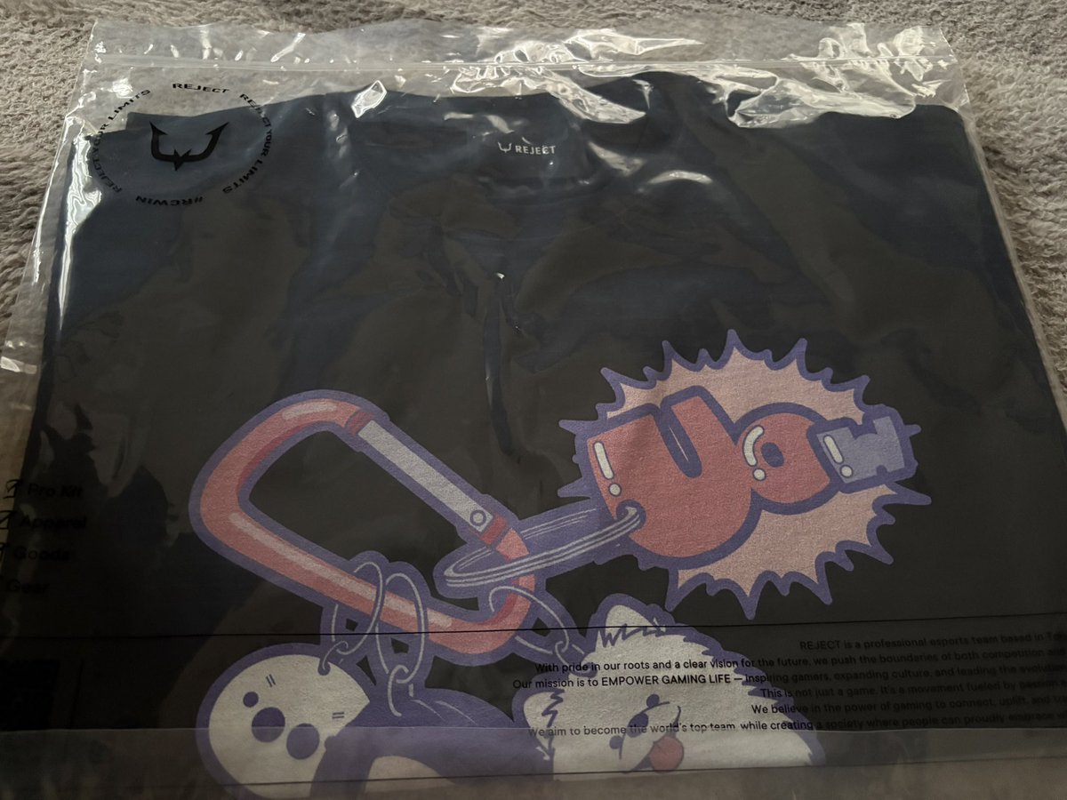 spl2_minato's tweet photo. たいじグッズ届いた〜！
ありがとうございます！！！！！ https://t.co/uw5YKmsySu