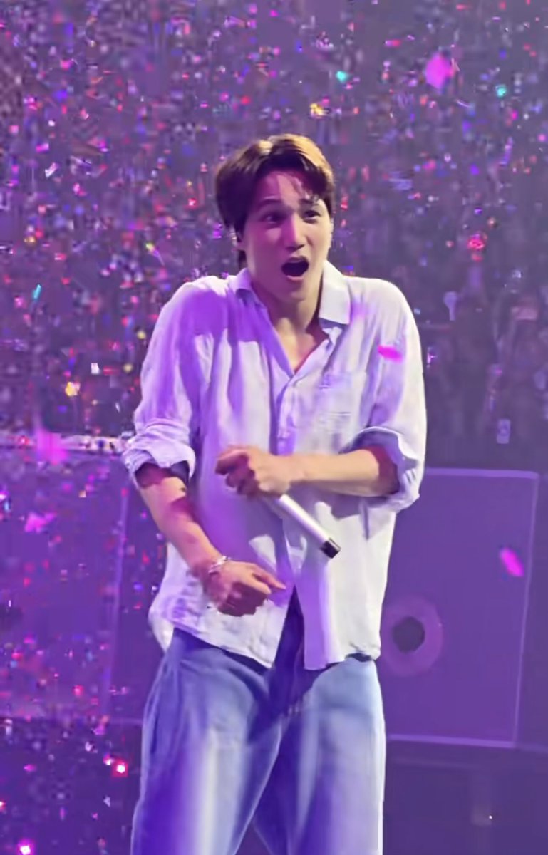 kaispanties's tweet photo. startled baby bear 🫨🫨 https://t.co/Lt2DtJfsjz