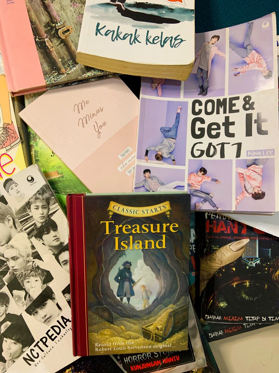 credOLIN's tweet photo. Tweeps, saya dapat kiriman buku-buku sebanyak ini dari seorang teman. Buku-bukunya sudah tidak dibaca lagi dan saya dimintai tolong untuk membagikan kepada teman-teman yang mau.
Besok saya foto dulu satu² yaa. 
Kalau ada yang berminat nanti tinggal ganti ongkirnya aja.
#giveaway https://t.co/isWPwcH6Pv