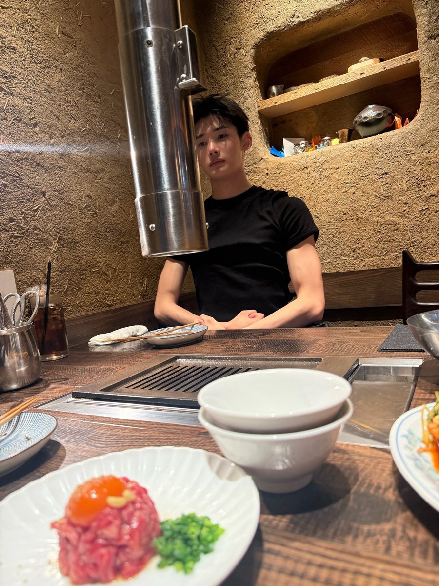 missyudai's tweet photo. well yes a gay couple in gay spaces, sky's blue, fork found in the kitchen, rupiah's tanking https://t.co/lPsm4yi61q