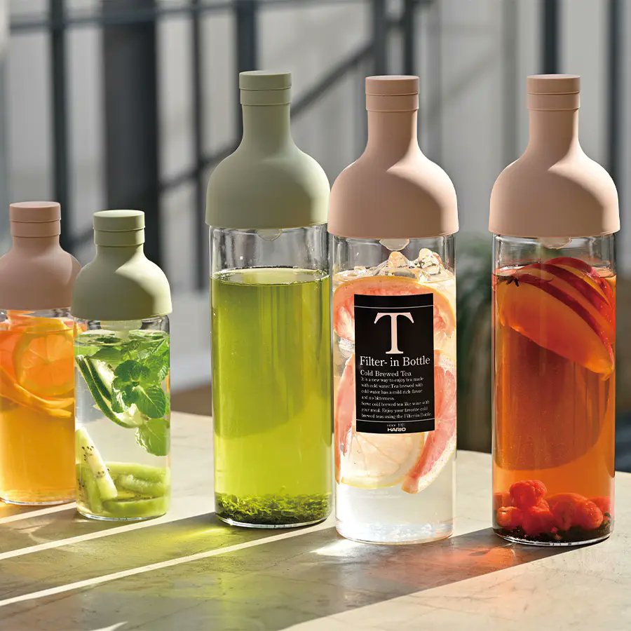 HanairoD6523's tweet photo. 🌿 Kalter Tee. Ganz einfach.
Mit der HARIO Cold Brew Filter in Bottle bereitest du aromatischen Cold Brew Tee direkt in der Flasche zu – perfekt für warme Sommertage. 💚
Jetzt bei https://t.co/DuEMZUc8dK erhältlich.

https://t.co/2GGF2qTWup

#HARIO #ColdBrew #ColdBrewTea #Eistee https://t.co/VljAKnshiz