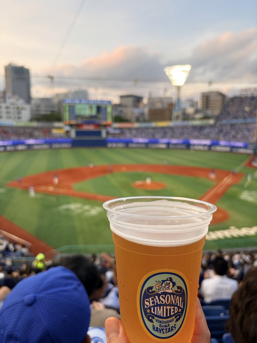 YokoHamaDB's tweet photo. さぁ5連勝だ⚾️
#ベイスターズ
#ハマスタ https://t.co/1GQ1ngY3hX