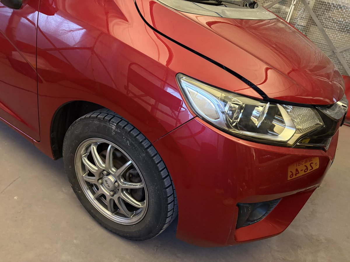 Autovivid__car's tweet photo. フィット
右Fフェンダー板金塗装
Fバンパー修理塗装 https://t.co/iXov7KN4PW