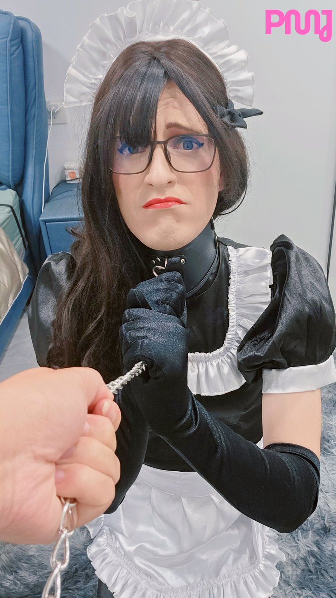 PrincessMaidJ's tweet photo. Work finished? Then you go back into storage until needed❤️ https://t.co/B1NOJIdyzE