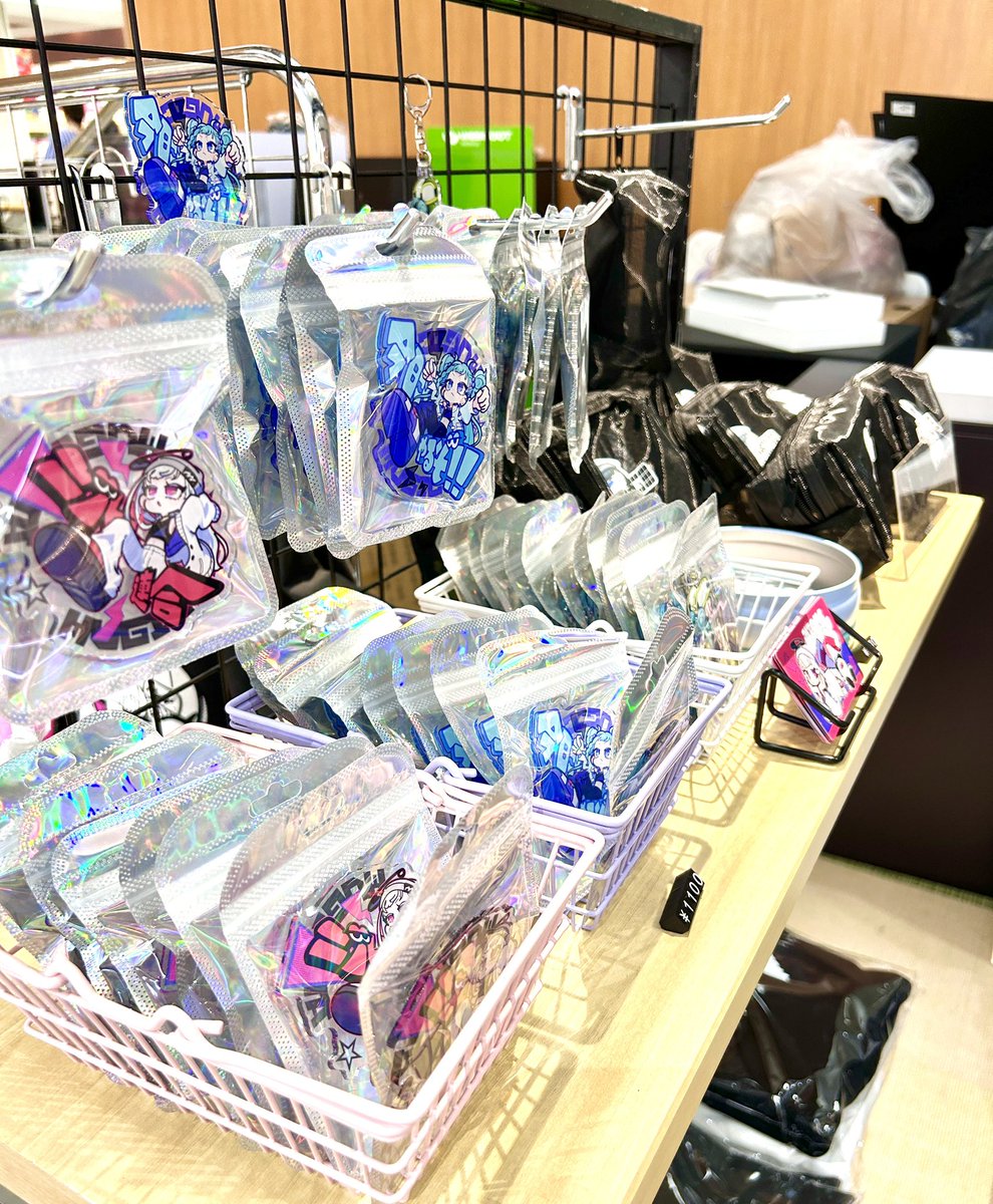_mugi_com2's tweet photo. 設営完了しました！
いよいよ明日から開催です！

明日、11・12日（土日）11時~15時おります❕

よろしくお願いいたします🤲🌟 https://t.co/mFXU5kz4Vo