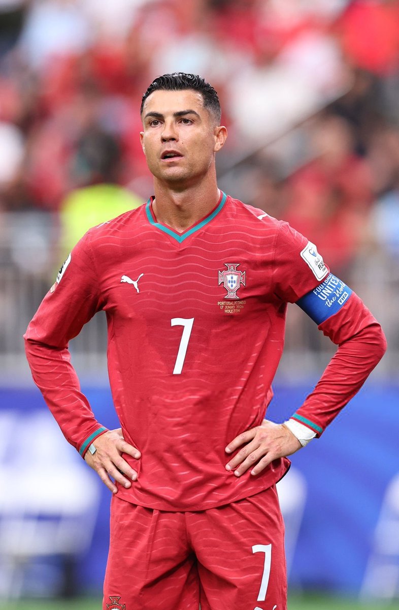 thegrudgeaholic's tweet photo. 🚨Olivia Rodrigo and Cristiano Ronaldo have the same amount of World-Cup Trophies. https://t.co/KHDbSaF2Xp